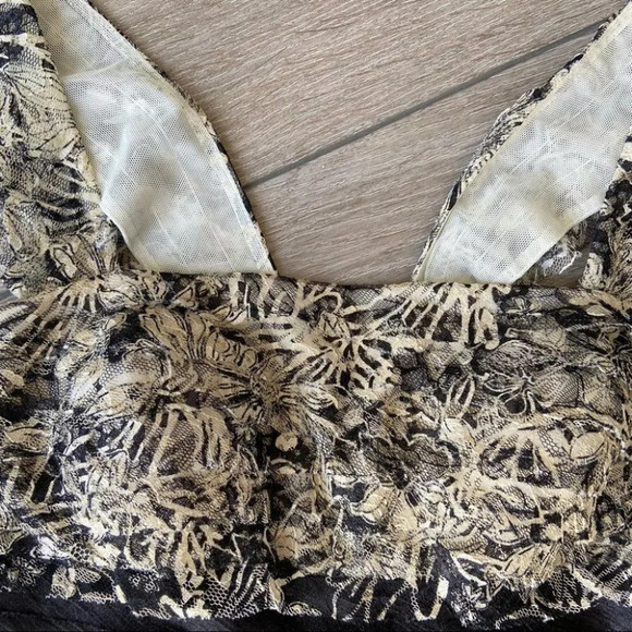 JS Collections Black Shutter Cocktail Lace Dress - Picture 7 of 16